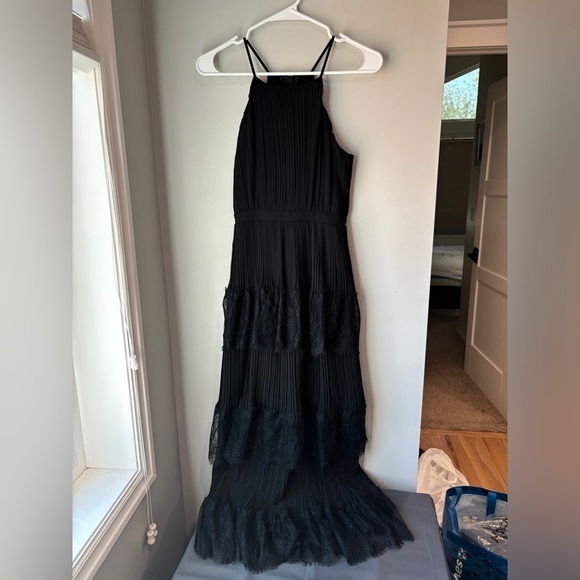 ❤️ Lulus Came For Cocktails Black Pleated Tiered Lace Maxi Dress XS - Picture 3 of 3